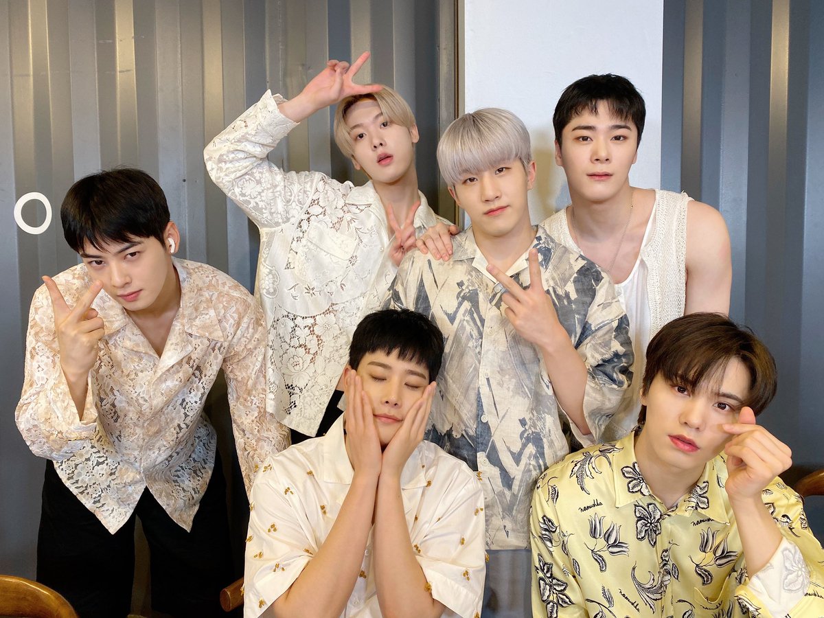 __astrostan__'s tweet photo. 내 모든 것, 나의 전부💜

#23일_아스트로_함께하자 
#23rd_ByYourSide_Astro 
#아스트로 #아로하 #ASTRO #AROHA https://t.co/gX47f5P8h9
