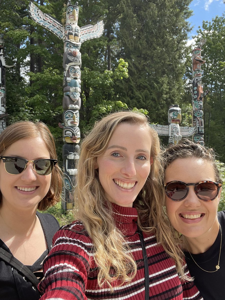 ChiaraG__'s tweet photo. Hello Vancouver! 🇨🇦🦫 #ICBM23 https://t.co/87mP2YKb3e