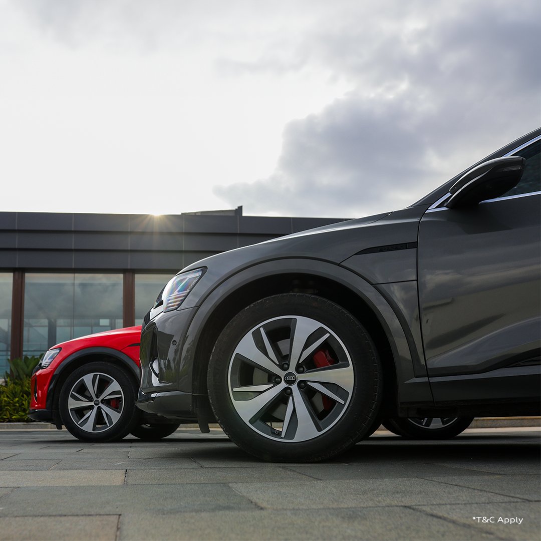 AudiIN's tweet photo. The Audi Q8 e-tron is equipped with increased high-power charging speeds that take you from 10% to 80% capacity in just 30 minutes*.
The new, fully electric Audi Q8 e-tron range.
Explore Now: https://t.co/YF0dy0OYWi
#RightCarForRightNow #Q8etron #ProgressYouCanFeel #AudiIndia https://t.co/9UwrY6OR4g