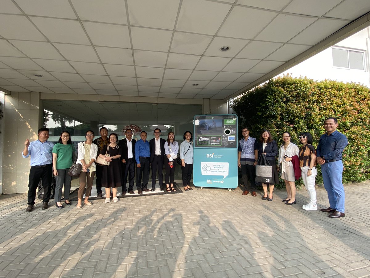 plasticpay's tweet photo. Plasticpay menerima kunjungan dari Delegasi ASEAN dalam agenda Forum Dialog Kebijakan Regional yang didukung oleh Kementerian Koperasi dan UMKM Republik Indonesia. Agenda ini dihadiri oleh lebih dari 50 perwakilan pemerintah dan bisnis dari berbagai negara anggota ASEAN. https://t.co/QB3Xr93FOx