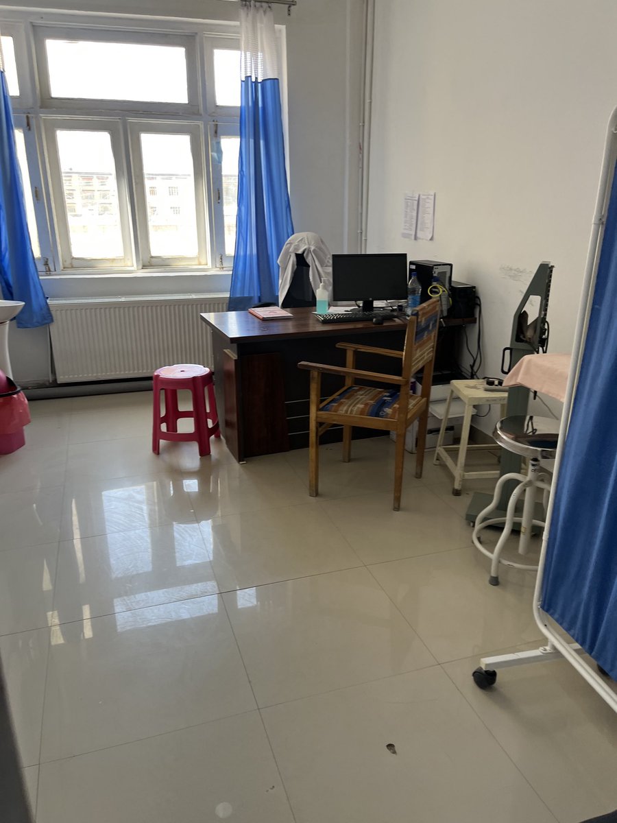 _KimRay's tweet image. Its unfortunate to see that doctors are not in the hospital as they are busy in private earnings. Please ⁦@lg_ladakh⁩ kindly stop the doctors from doing the private practice..
⁦@FerozKhan_Kgl⁩ 
⁦@SajjadKargili_⁩  
⁦@GulistanLadakh_⁩ 
⁦@DIPR_Kargil⁩