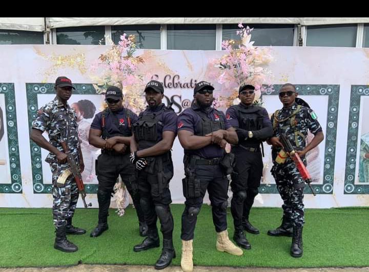 neyoswift's tweet photo. At NeyoSwift Guards, the aim  is to protect your precious moments. Contact us for flawless professional security services.

WhatsApp: +2348131061359, for any of your event security needs.
.
.
.
#securityguardservices #security #selfprotection #guardservices #guards #Nsg #Naija https://t.co/rCnfxa4ds5