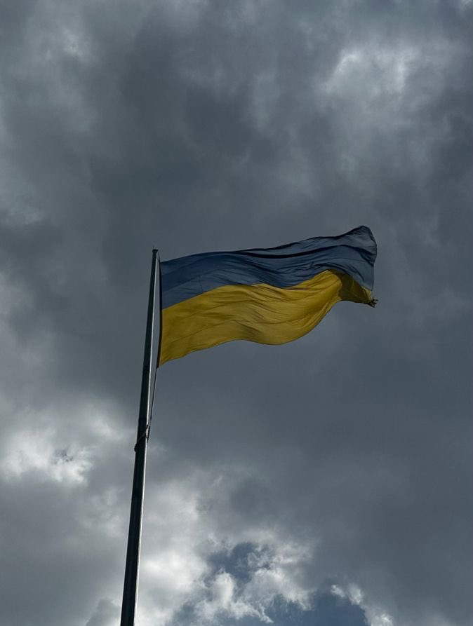 І на оновленій землі врага не буде, супостата, а буде син, і буде мати, і будуть люде на землі