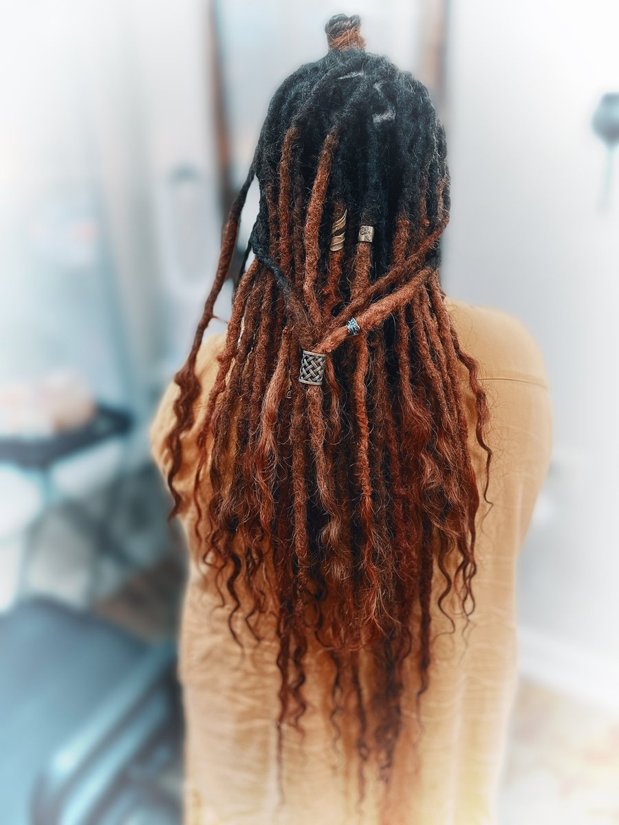 fiercelocks's tweet photo. 6 month mature natural locs at first maintenance https://t.co/WtlzNOSJu9