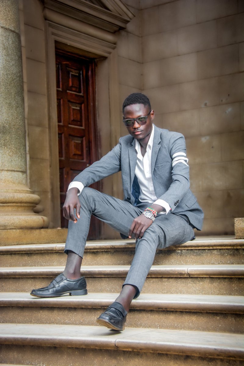 Life is a series of pain ,gain, hate ,and sacrifice that leads to an enviable successSuit's @bbcollectionke Photographer @_kent.karl_ Make up @_lavender_natasha_ Shoe @official_shoes_kenya