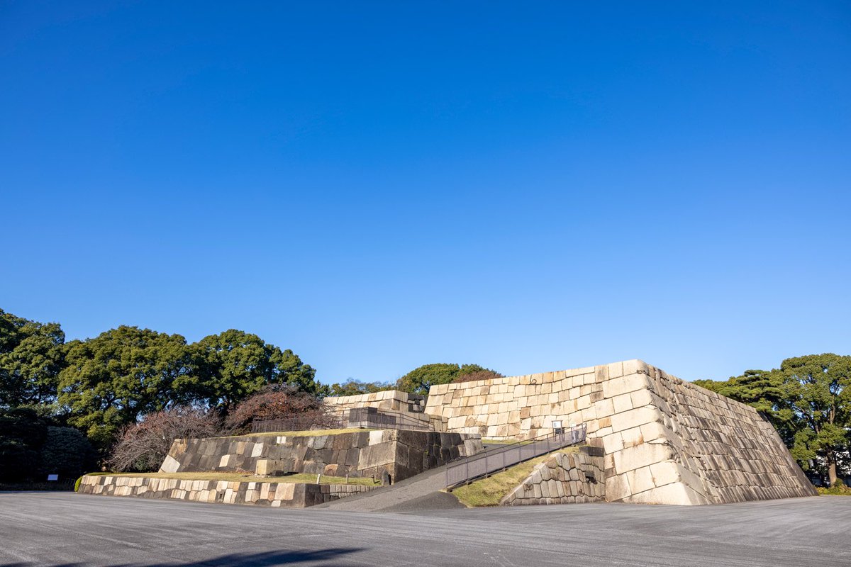km_group_jp's tweet photo. Imperial Palace East Garden
#tokyodrive #tokyotrip #tokyotour #tokyosightseeing #tokyolife #tokyonow #tokyotravel #thingstodointokyo #mytokyois #thingstodoinjapan #観光タクシー #kmタクシー #東京観光タクシー #kmtaxi #tokyotokyo #tokyophotography https://t.co/1dxDKB0gN4 https://t.co/2RL9x6GoQZ