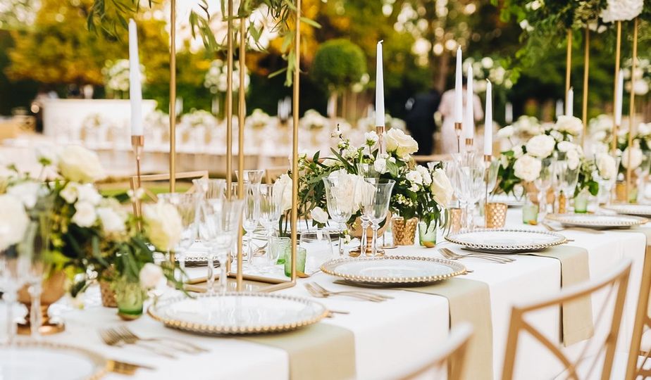 hdmoments's tweet photo. Today, we offer you a glimpse into the enchanting celebration hosted in the lavish gardens of one of Provence’s most remarkable venues- @ChateaudeTourreau

#chateaudetourreau
#provancewedding
#hdmomentsweddings
#destinationweddingvideographer https://t.co/Mk1lvIe6tR
