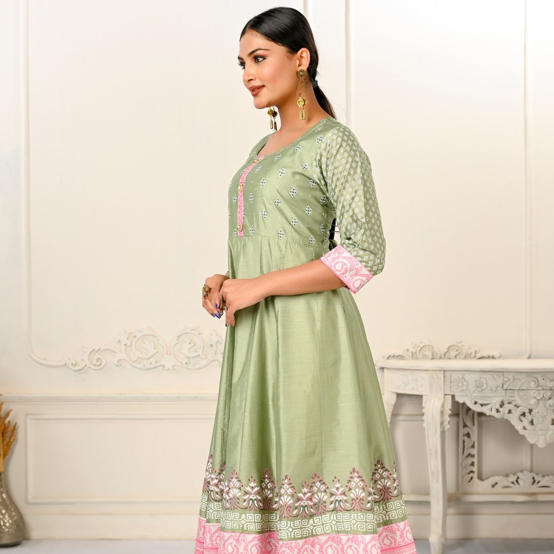 jivorafashion's tweet image. JIVORA's collection introduces an artistry and comfort through Handprint Cotton Kurtis with light embroidery.  Try Now  

#Jivora #JivoraFashion #KurtaStyle #CottonKurta #GreenKurta #EthnicWear #TraditionalAttire #ComfortableFashion