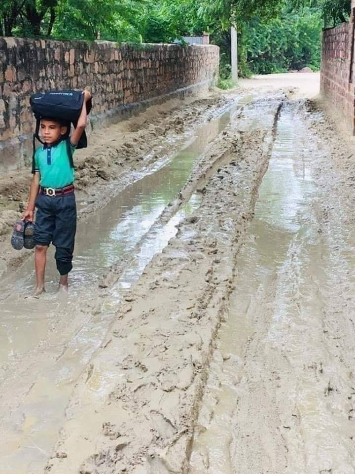 उम्दा_पंक्तियां tweet media