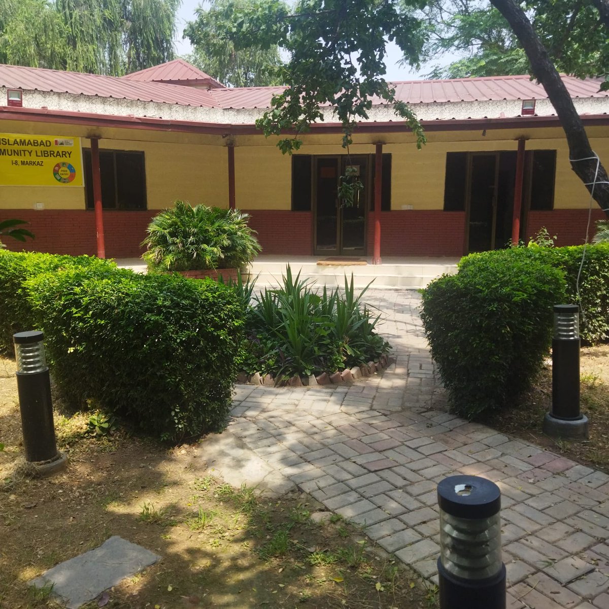 DeptofLibraries's tweet photo. Few pictures of Islamabad community library (I-8) after necessary maintenance work. https://t.co/PEFhayaP85