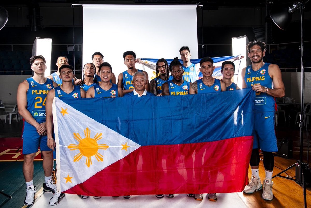 sonrdexe's tweet photo. Here's the #GilasPilipinas Final 12 for the @FIBAWC, according to a list obtained by the Inquirer on Wednesday.
Abando
Aguilar - captain
Clarkson - naturalized
Edu
Fajardo
Malonzo
Perez
Ramos
Ravena, K.
Pogoy
Sotto
Thompson
@inquirerdotnet | 📸 FIBA https://t.co/iWLyXaahz5
