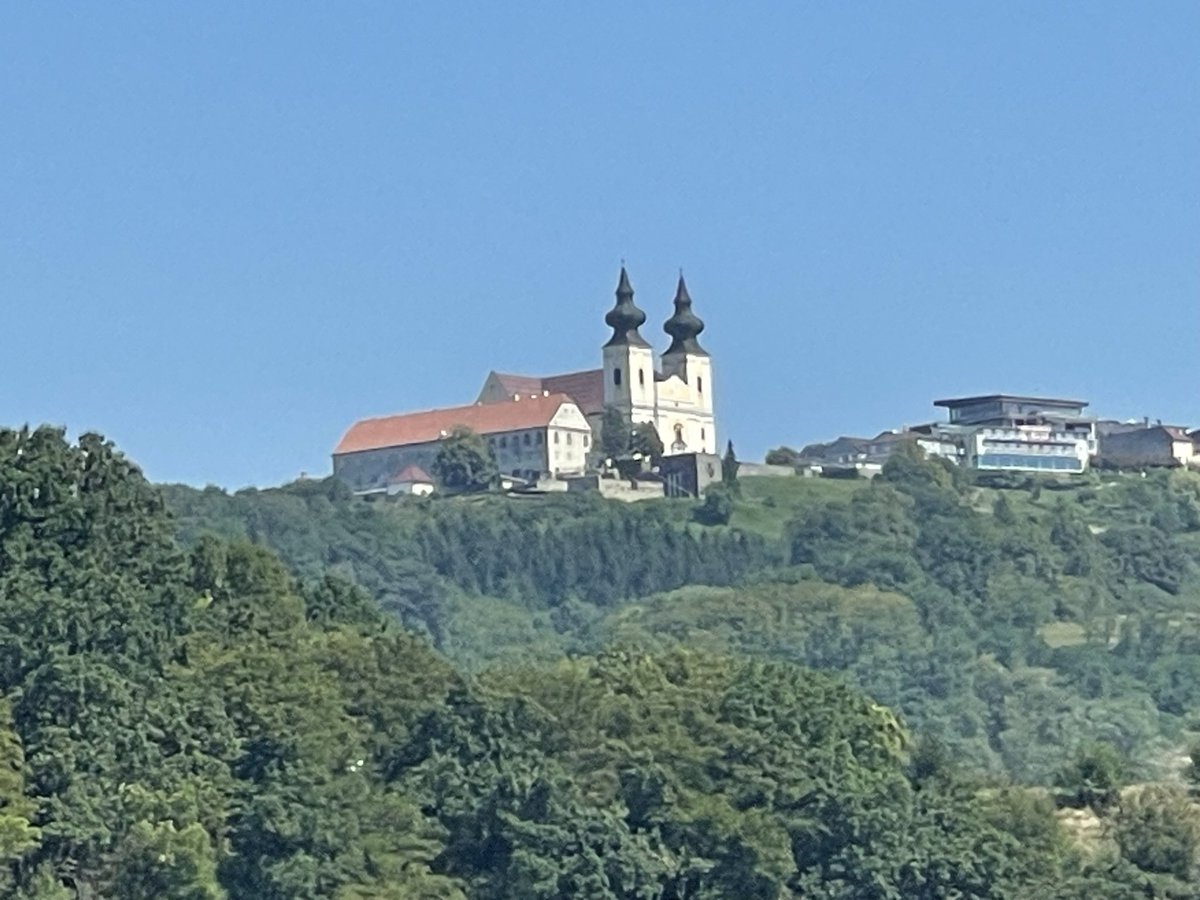 Glorious views as we head down the Danube - all together 🎶 mmm mm mm mm mm, doo doo, dah dah!

Ad/invite Nicko Cruises UK #nickovision #rivercruise #danube  #nickocruises #nickocruisesuk #rivercruise #slowcruising
#presstrip #hosted