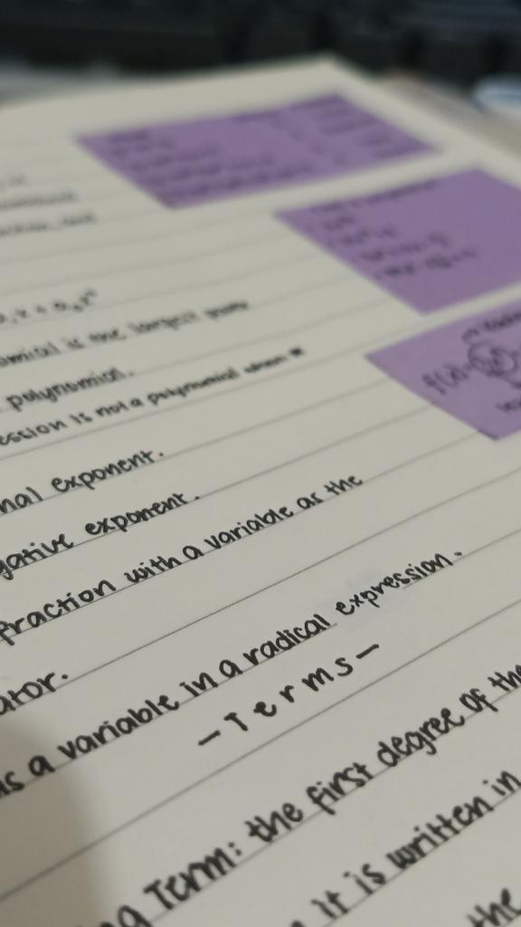 study_ika's tweet image. break done ! back to note-taking😵‍💫