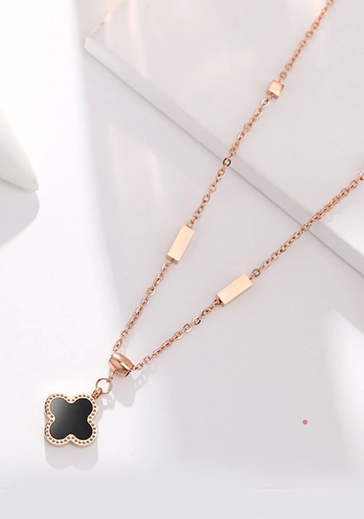 Maxpein1508's tweet photo. Check out this product I found:
Adele four- leaf clover fancy necklace🌷📿
https://t.co/U8VpX9eshF https://t.co/six1hubGWr