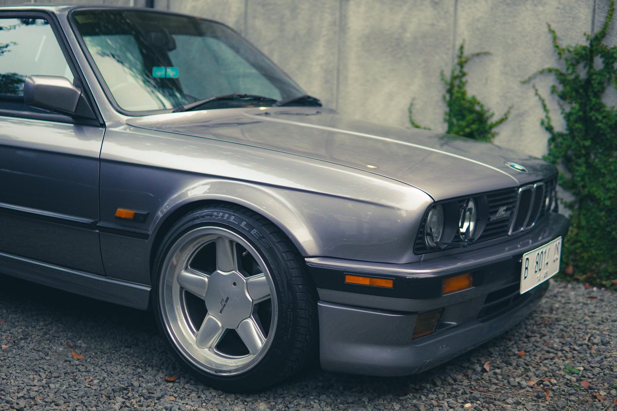 HoldenKlasik's tweet photo. Dijual (semoga cepat)
BMW E30 318i AT Tahun 1990
Full paper (AT sesuai surat-surat)
ACS Part number
Mesin restorasi, mobil dipakai harian
Kelistrikan berfungsi normal 
KM 94.000++ (dibawah 100 ribu) 
Jok recaro

Lok. Jagakarsa Cilandak Jaksel
Info wa :
085947708696 Zidan https://t.co/zEsJPhRMoy