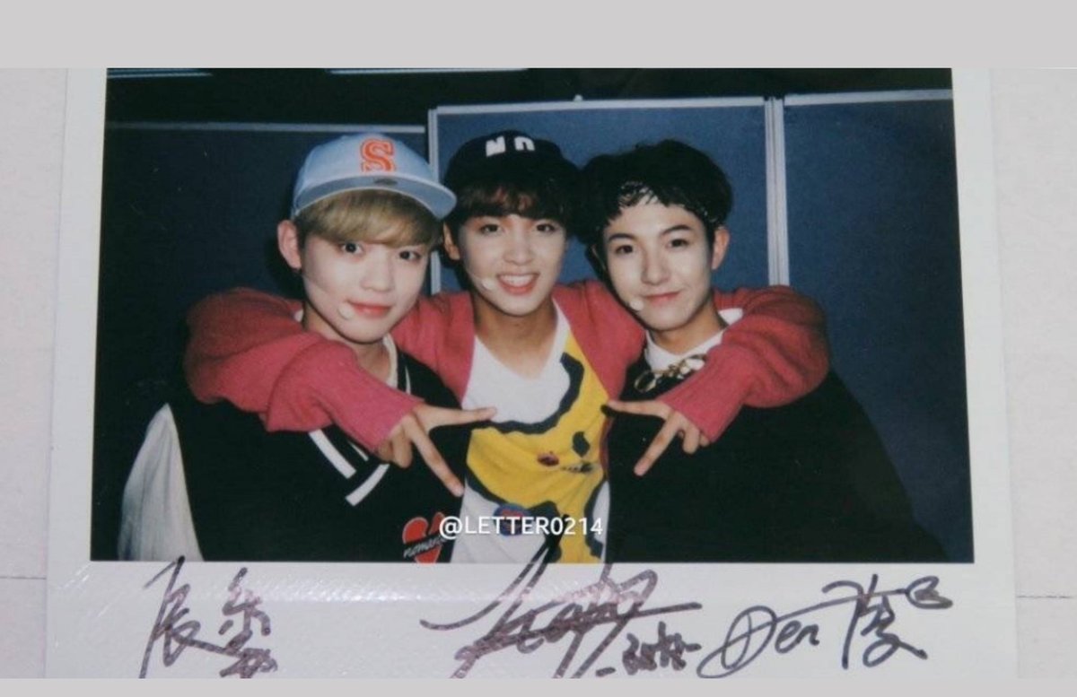 terenhyuck's tweet photo. 행복한 동런러 가족~~ https://t.co/g8yEZNivIq