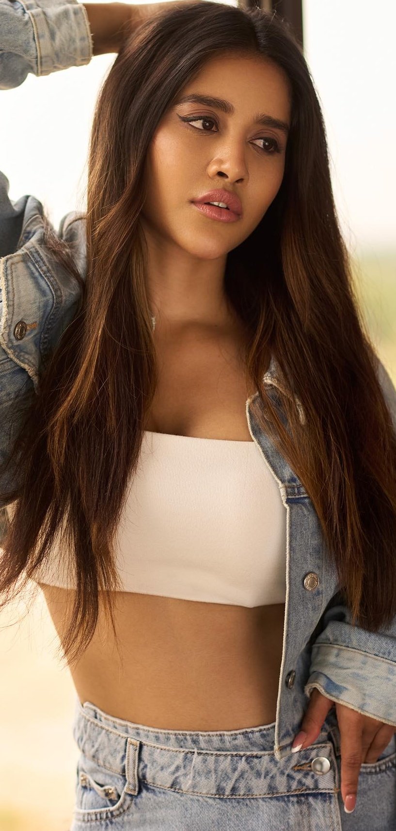 F4MoMtHb0AAim41?format=jpg&name=large