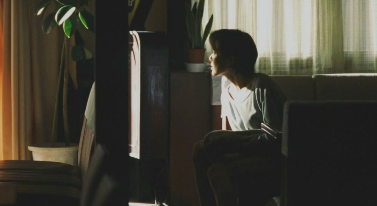 chrono1trigger's tweet photo. Tokyo Lullaby 1997 東京夜曲 dir. Jun Ichikawa https://t.co/6a7ueqAr2d