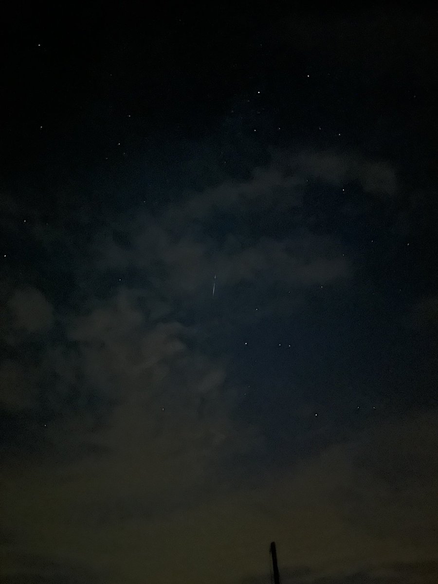 abcoc19's tweet photo. @daraobriain Did you spot this weird lad heading West to East around 10:30 last night? https://t.co/bVXGr56JYo