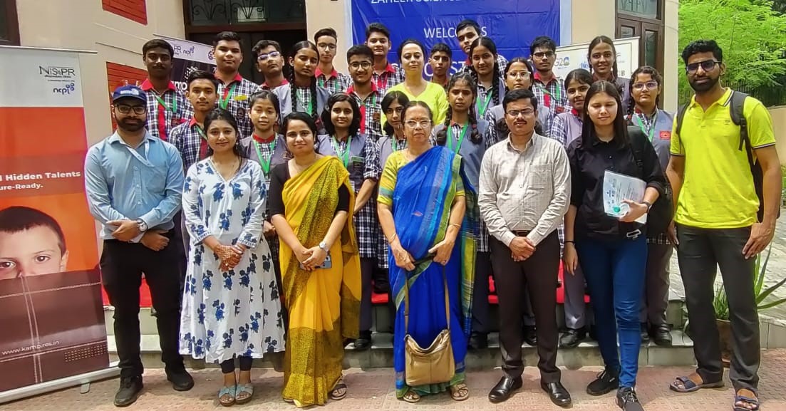 Kampnasta's tweet photo. KAMP'S 10th Scientific Excursion at the Zaheer Science Foundation, New Delhi with CSIR-CLRI, CSIR-IICT and CSIR-IGIB.
#kamp2022 #kamp2023 #zaheersciencefoundation #csiriict #csirigib #csirclri #scientists #students #jigyasa #education #futureofindia #futurescientists #csirjigyasa https://t.co/Id2CNErjWV