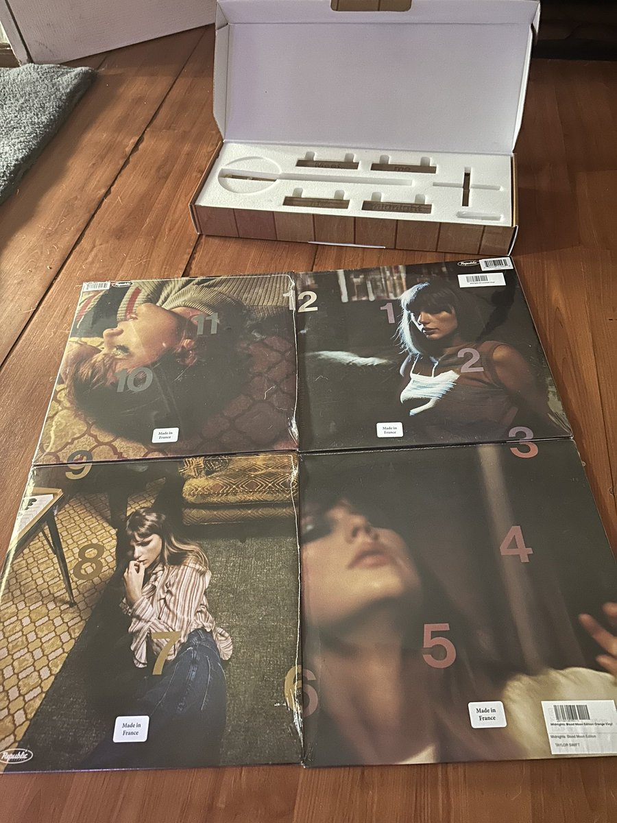 johnmarkvillena's tweet photo. Finallyyyy the clock set arrived! Tagal ko hinanap ah haha @taylorswift13 https://t.co/GRpQIb8gga