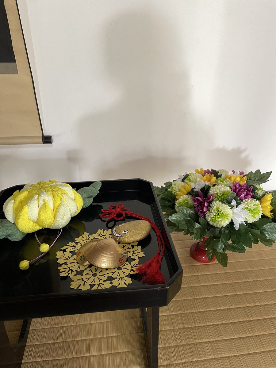 hiroko153108's tweet photo. 8月も下旬です
9月の重陽の節句ね
準備をしました
菊の節句ですね❣️

#旧吉原家住宅
#藩境のまち
#小保、榎津
#重陽の節句
#菊の節句
#ベタベタゴールド https://t.co/SJ42yCyO4T