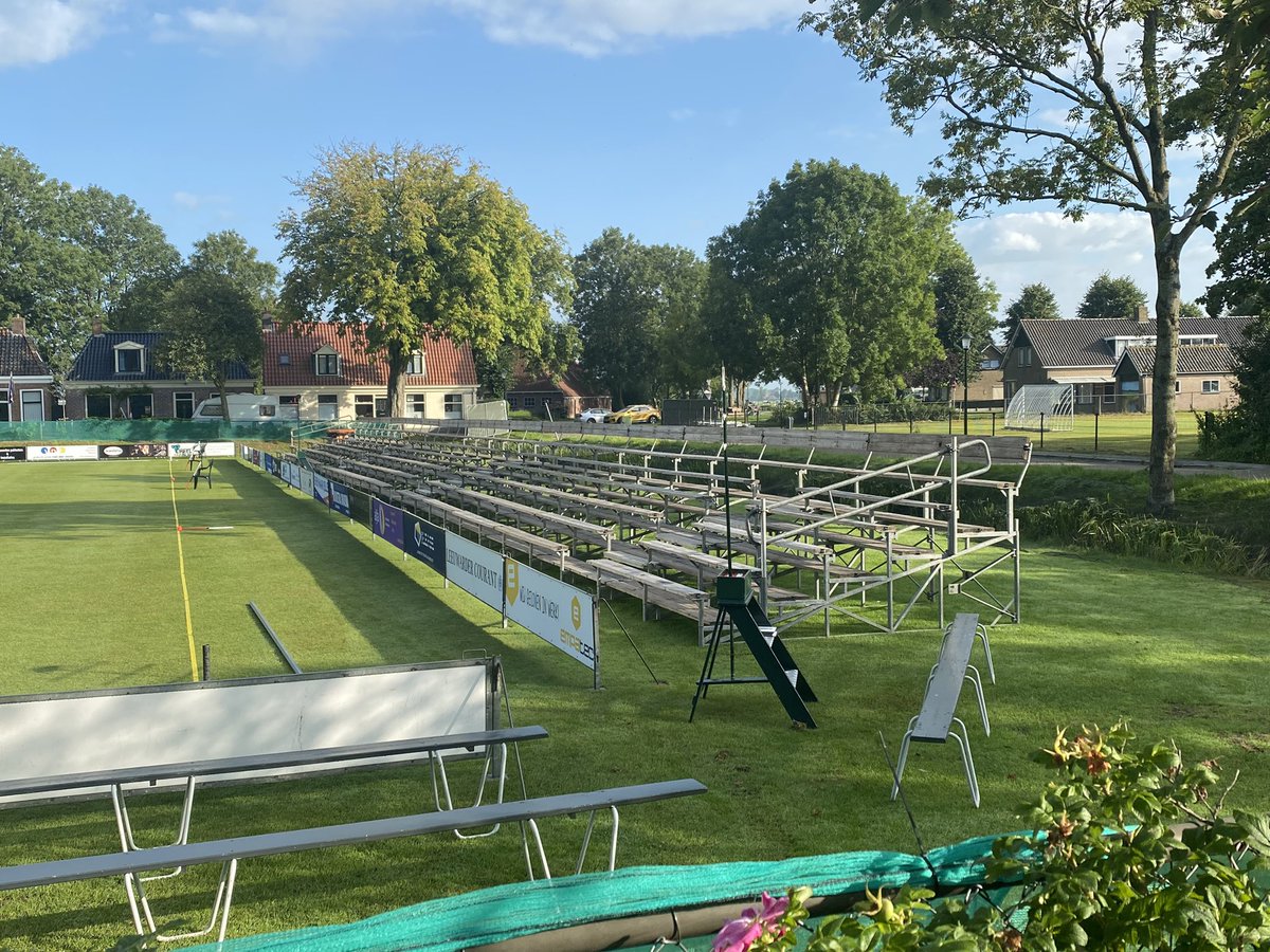 knkb's tweet image. Frouljus PC is er klaar voor vanaf 11.00 uur in Weidum

#frouljuspc
#keatsen
#kaatsen