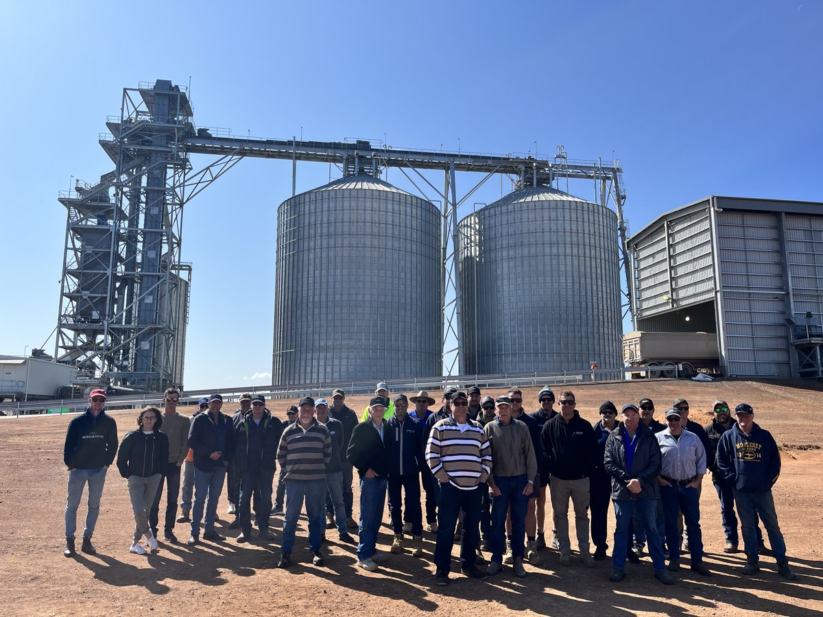Flexi_Grain's tweet photo. It was fantastic to have 36 local growers attend yesterday's Flexi Grain grower meeting in Wallaroo, South Australia.

Growers took a tour of the new @TPortsAus Wallaroo site development with great conversations around export and current grain market implications.
#harvest23 https://t.co/zrdes3DPy1
