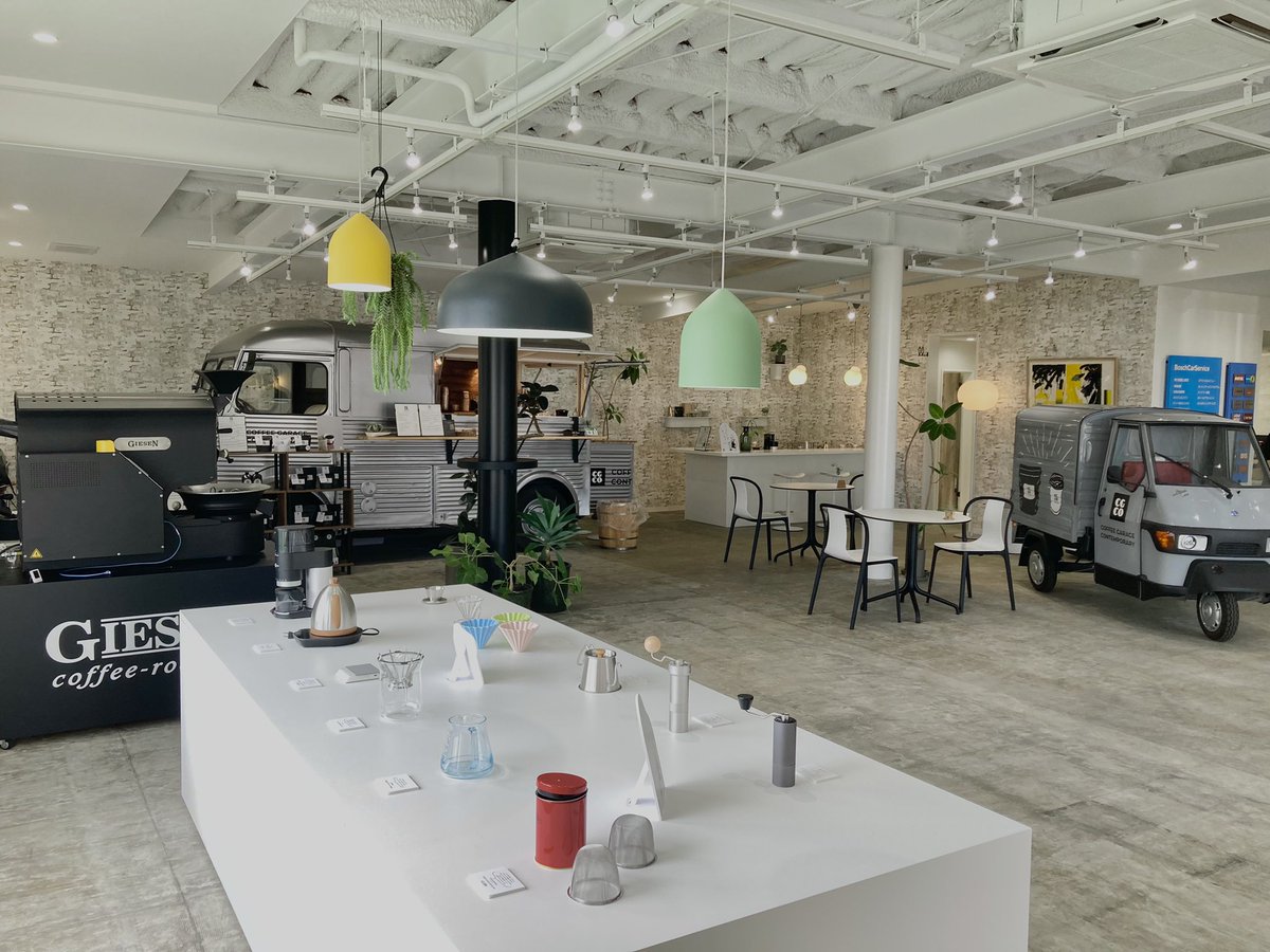 店内の情報量が急に増えた気がする