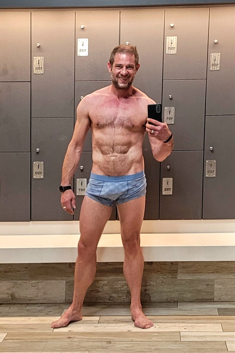 MrDStrict's tweet photo. #fit #Fifty &amp;  #fighting https://t.co/vztQvvtByg