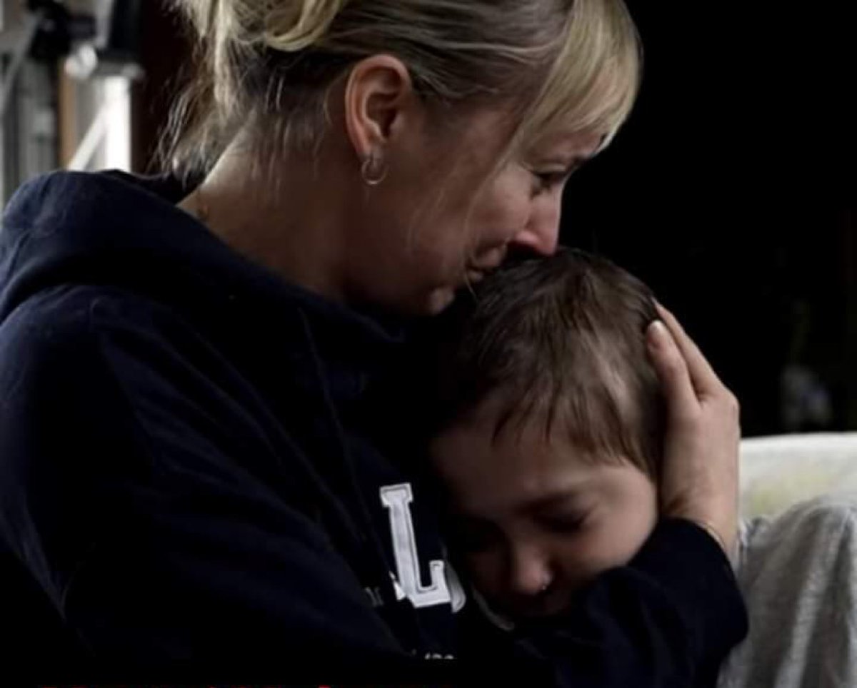 Proszę o RT🙏😥

Kiedy inni politycy organizują sobie zbiórki na swoją kampanie wyborcze do sejmu, ja
chciałbym Was uprzejmie poprosić o zwrócenie uwagi na 10-letniego chłopca o imieniu Hubert.💔
Hubert potrzebuje naszego wsparcia w walce z zaawansowanym, złośliwym Glejakiem IV