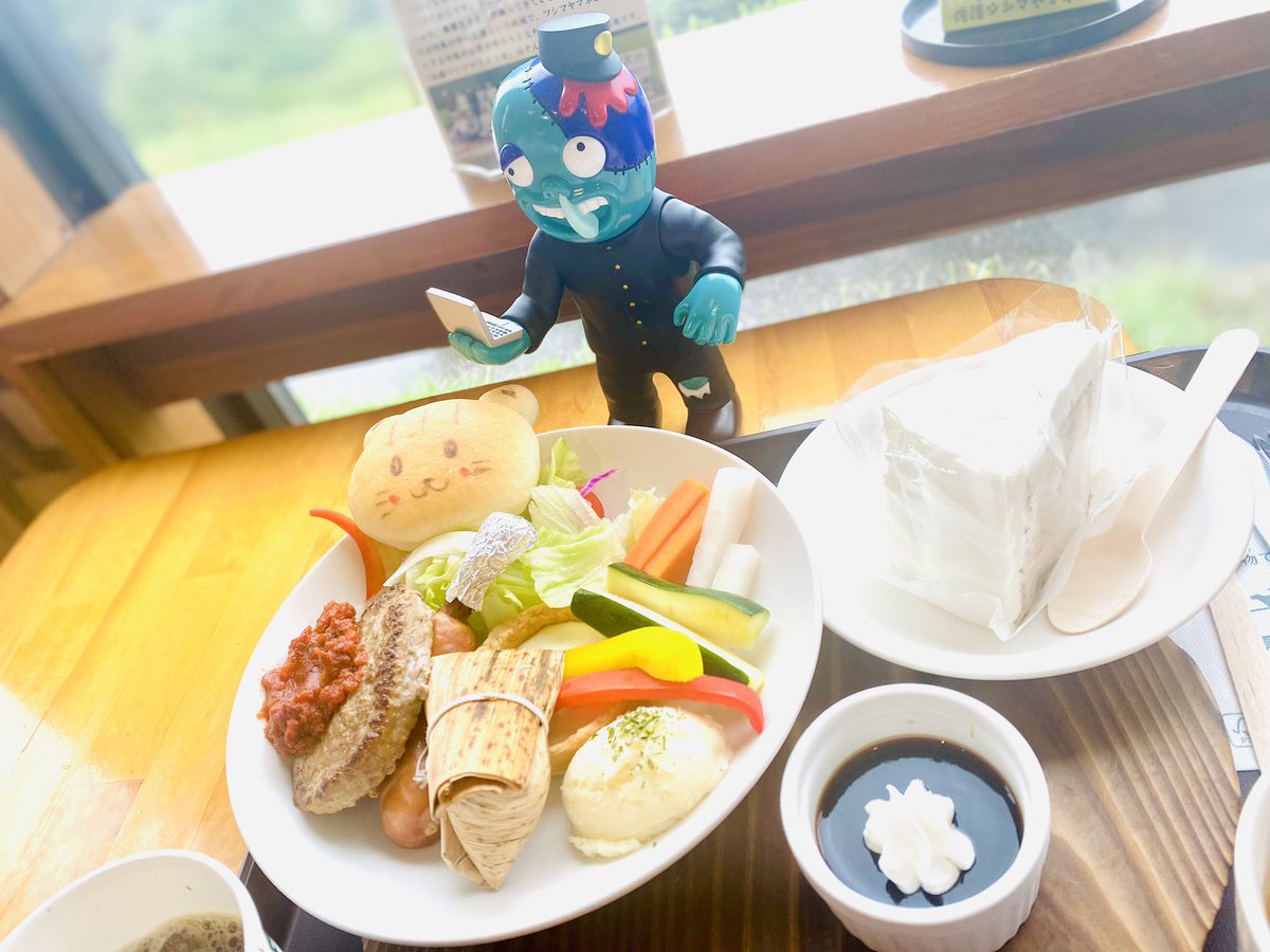seriss_kimn's tweet photo. 那須どうぶつ王国のツシヤマヤネコランチセット、可愛くてボリューミーで美味しかった〜😋

#あげるくん
#Babababa https://t.co/Yoy3AZXzZD