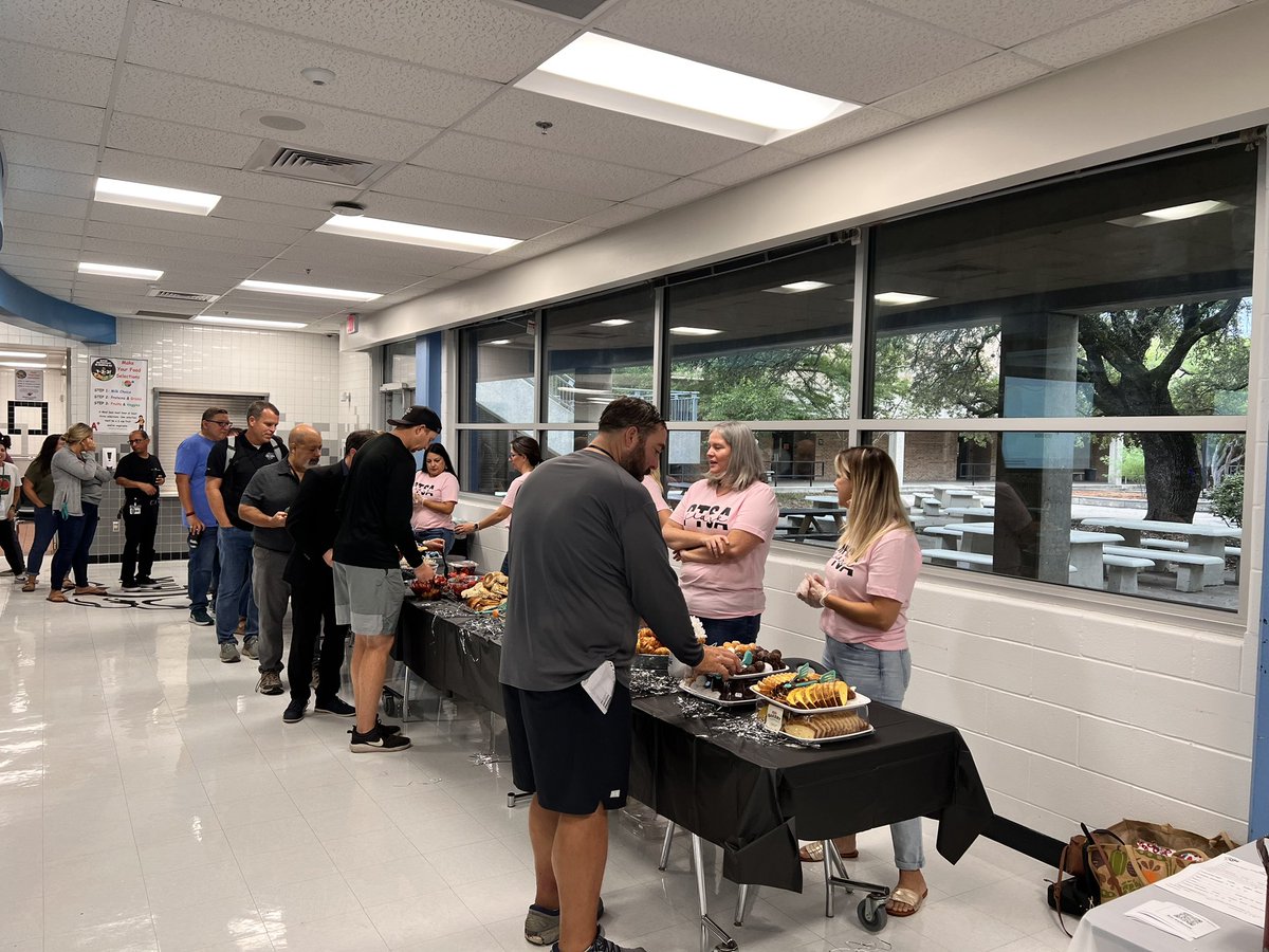 Melinda Clark (@texasteacher68) on Twitter photo Thanks to our fabulous Clark Texas PTSA for the delicious breakfast this morning! <a href="/NISDClark/">Tom C. Clark HS</a> Thanks to our fabulous Clark Texas PTSA for the delicious breakfast this morning! <a href="/NISDClark/">Tom C. Clark HS</a>