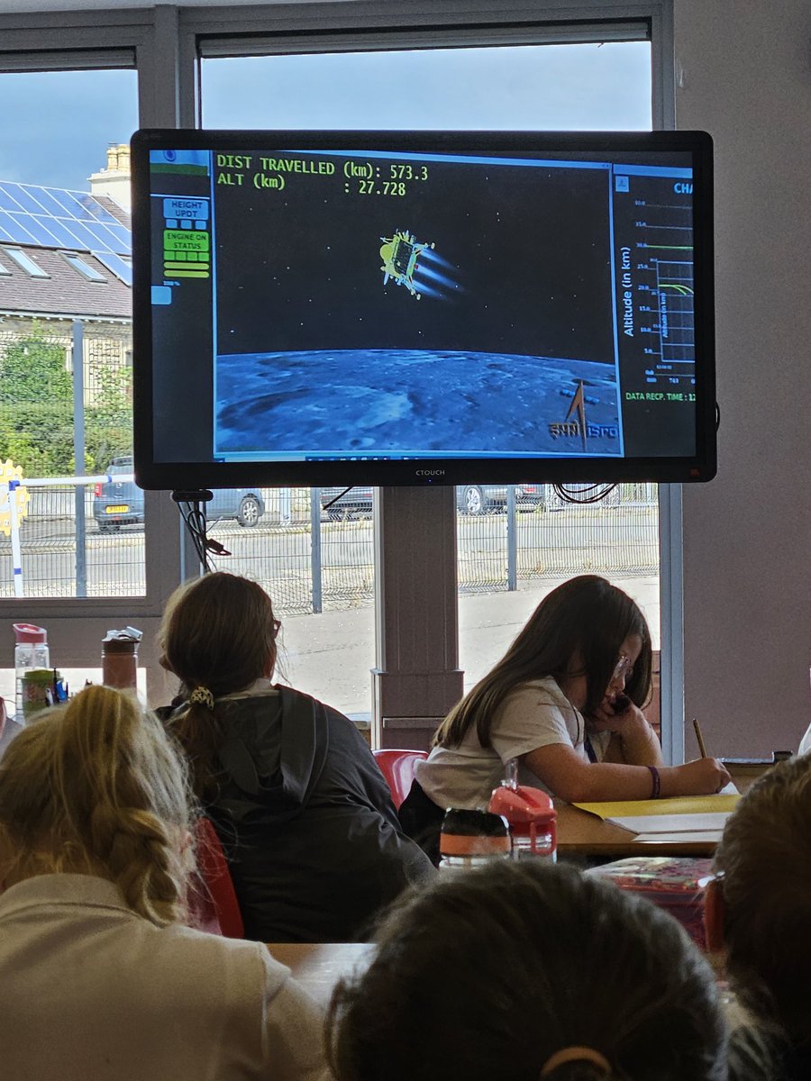 HighMillPrimary's tweet photo. P6/5 are excited to be watching the Chandrayaan moon landing live this afternoon @SLC_RAiSE #topicalscience #aiminghigh #itsslc https://t.co/0HCCEoxmLa
