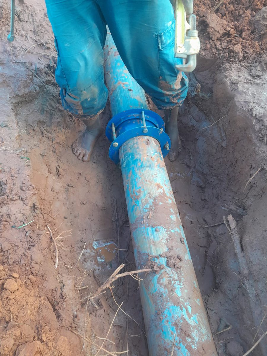 Our engineers successfully completed vital repairs & replacements on our Falama main piping system. From fixing burst pipes to replacing the Sandle Clamp, every action underscores our commitment to ensuring a reliable water supply. #Elwasco #CommitmentToService #DedicatedToServe