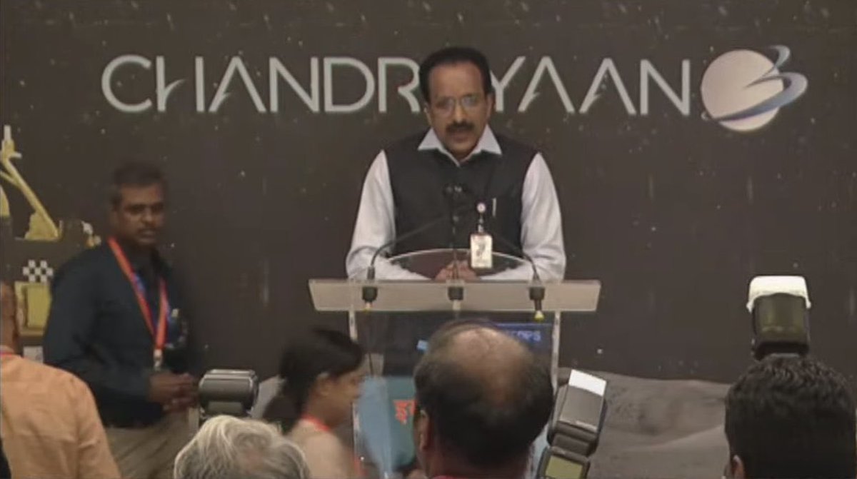 kavikk0151's tweet photo. Well done @isro scientists you deserve all the credit for the successful launch on moon. 
Jai Hind #Chandrayaan3 #MoonLanding https://t.co/eSwENhAZ6p