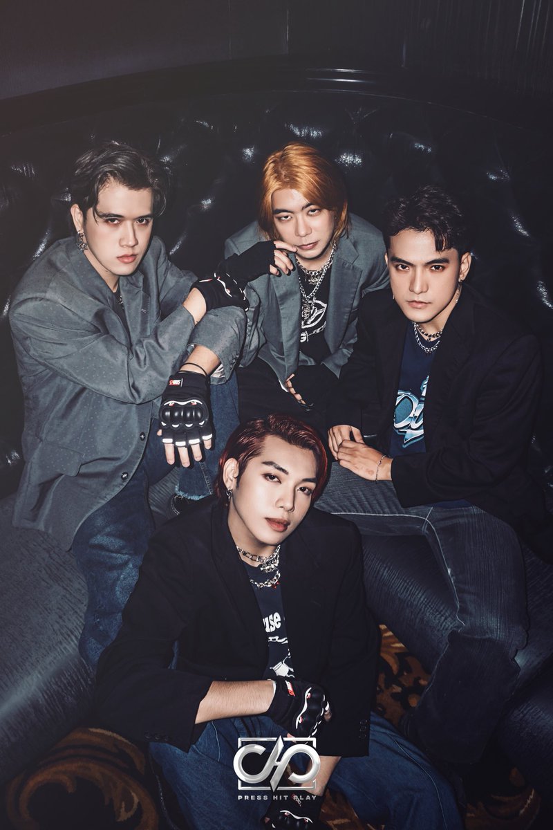 PressHitPlay's tweet photo. #PHP | Malaya Music Fest 2023 
Behind Photos - Press Hit Play

Stylist: Nash August
Associate Stylist: Ram Arched
Photo: cosmos
Assisted by: Aroo

PHP AT MALAYA MUSIC FEST
#MalayaMusicFest2023
#Press_Hit_Play #PHP https://t.co/FeM9yzmwTh