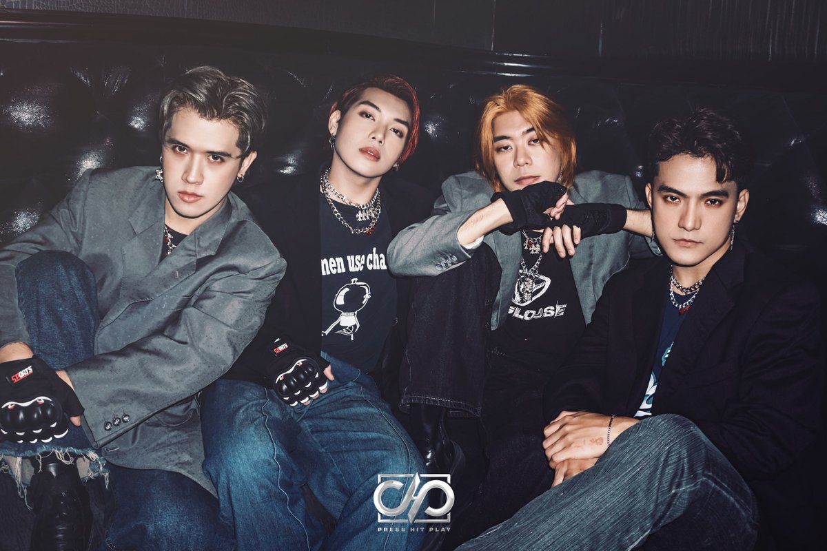 PressHitPlay's tweet photo. #PHP | Malaya Music Fest 2023 
Behind Photos - Press Hit Play

Stylist: Nash August
Associate Stylist: Ram Arched
Photo: cosmos
Assisted by: Aroo

PHP AT MALAYA MUSIC FEST
#MalayaMusicFest2023
#Press_Hit_Play #PHP https://t.co/FeM9yzmwTh