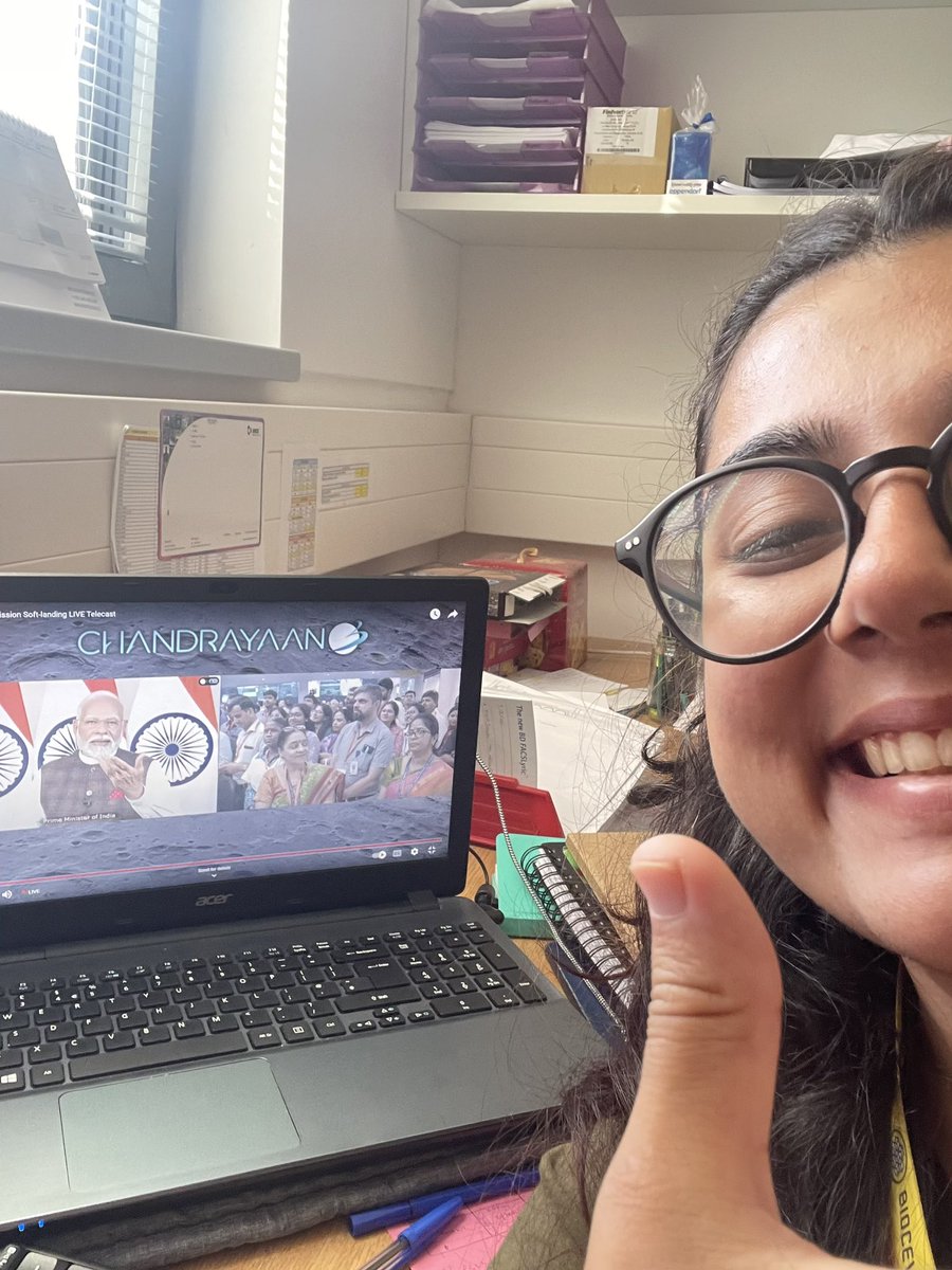I feel bad for all my work that I left for 15 mins to watch India finally softland on the moon!! 🫶🏻 
#isrochandrayaan3mission