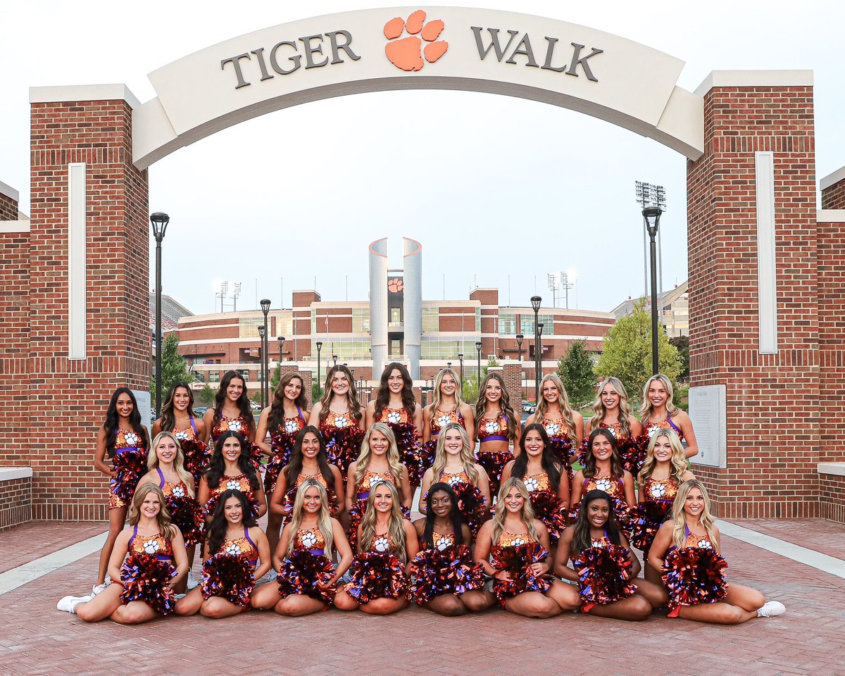 CURallyCats's tweet photo. Ready to be back in Death Valley! 💜🧡 https://t.co/f1sgiViufb