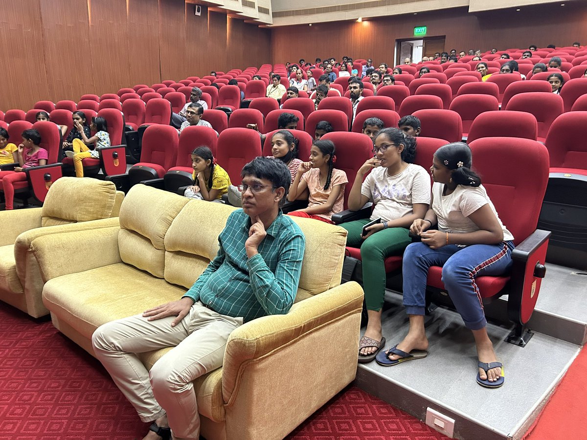 clriindia's tweet photo. Team @CSIR_IND @clriindia Space enthusiasts are witnessing the historical moment to be unfold On the moon

@DrNKalaiselvi @CSIR_IND #Chandrayaan3Landing  #SpaceExploration @isro @kjsreeram https://t.co/2qrVRjwG1S