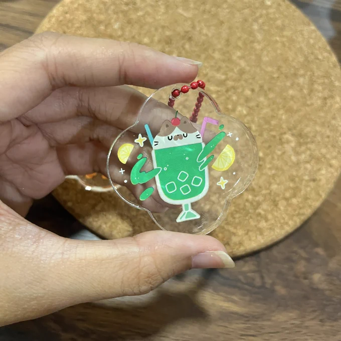 มีของมาใหม่อีกแล้วอะทุกคน ใครก็ได้บอกฉันหยุดทีเพิ่งมาส่งเมื่อเย็น น่าจะยังไม่ได้ลงช็อปอะคริสิกแบบหนาสะใจมาก จับมาเปลี่ยนโซ่ไข่ปลาเป็นสีๆแล้วน่ารักมากกกสั่งผลิตกับร้าน >>  