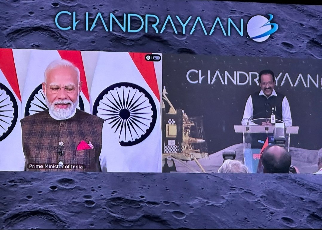 manishsingh1820's tweet photo. Proud we are INDIAN😂😂🚀🚀🚀🌚🌚🌚 https://t.co/XxWTMXWobm