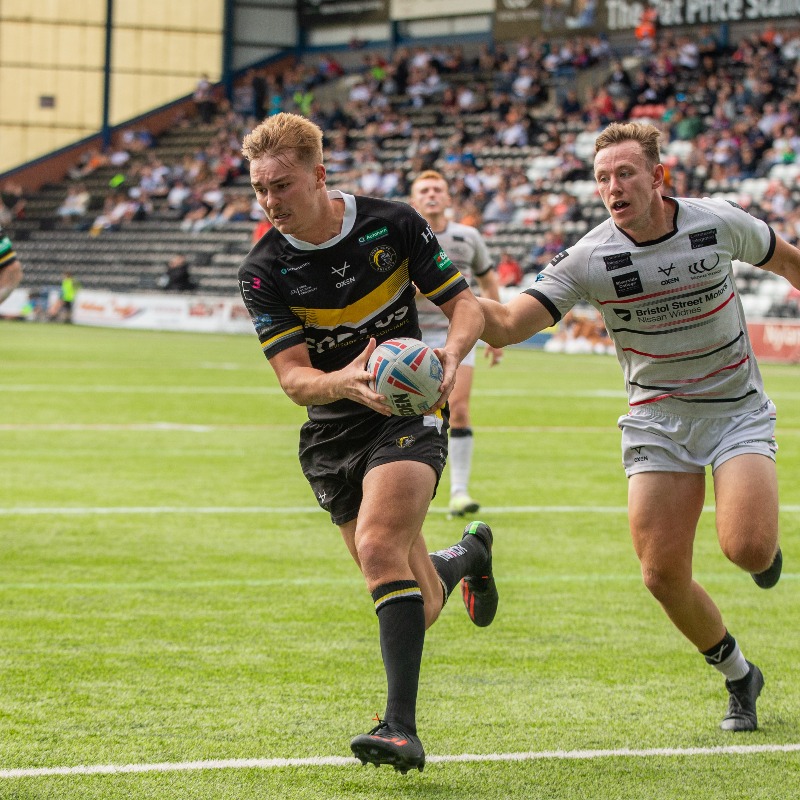 YorkRLFC's tweet photo. 👏 Congratulations to @Oli_Field and @Will_Jubb who have been named in @RLWorld's Betfred Championship Team of the Month for August!

🗞️ https://t.co/FD0tf5EKPA

#RiseUp | #WeAreYork https://t.co/KtT9capBTX