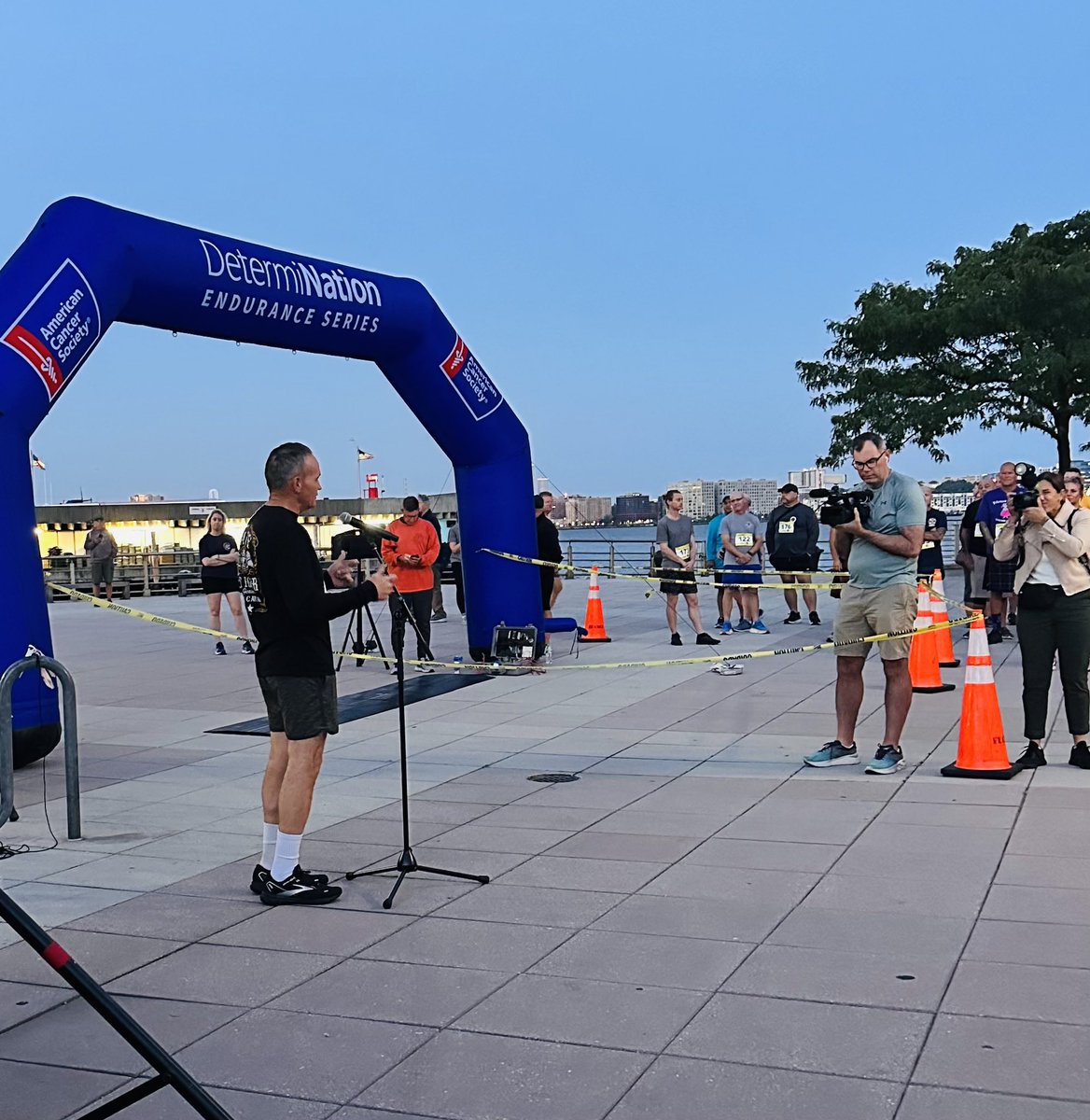 IAFFofficial's tweet photo. Day 3 of #RedmondBarbera23 started with a bang as #IAFF members and #cancer fighters hit the ground running at 6 am for the inaugural IAFF-ACS Fire Within 5K to end cancer in the fire service! 🔥🗽💪🏃‍♀️@UFANYC @FDNY @AmericanCancer @UFOA854 https://t.co/y8SOKuVSBY