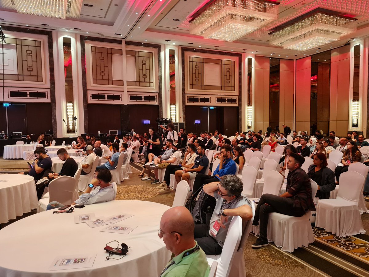 Coinocracy's tweet image. Topluluğun gücü, #IBW2023'ün muhtemelen ek çok takip edilen konuşması @altcointurk'ten @vkorkmaz10 ve @CryptoKemal'in katılımıyla gerçekleşti, işte "Proof-of-Community"
#Crypto