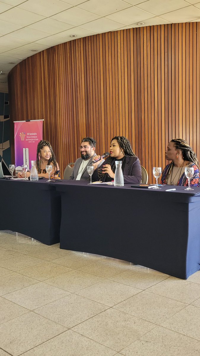 actbr's tweet photo. Mesa sobre equidade em saúde e desenvolvimento sustentável com Mahryan Sampaio @mahryan_ do Perifa Sustentável, Laurenice Pires, da @fiocruz e @raullsantiago do @favelaeods - com mediação da Denize Amorim, educadora, da ACT Promoção da Saúde. https://t.co/kSTEv37wi2