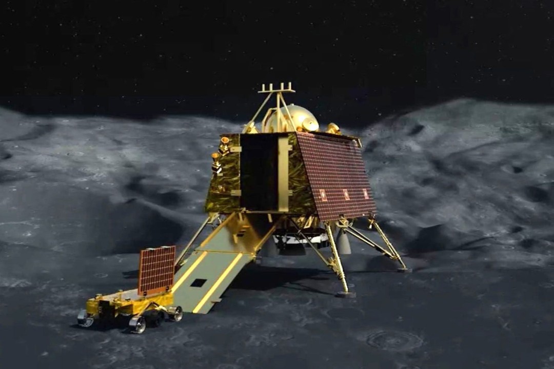 azadprince12's tweet photo. 🌕 Applauding a Historic Achievement: Congratulations to ISRO on Chandrayaan 3's Soft Moon Landing! 🚀
#Chandrayaan3 #ISRO #MoonLanding #ProudMoment #SpaceExploration https://t.co/Aa7JPcvj9G