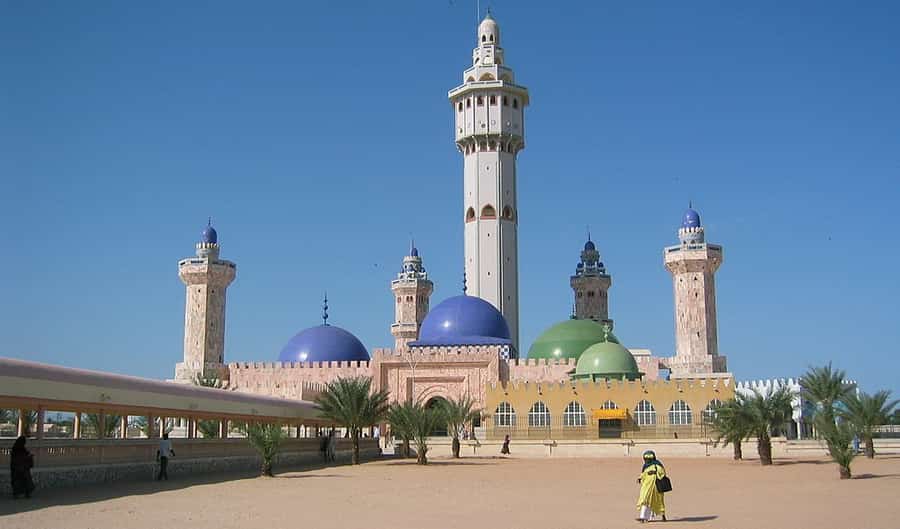 ballamine's tweet image. Qui va m'inviter au Magal de #Touba ? Je n'y est jamais été.