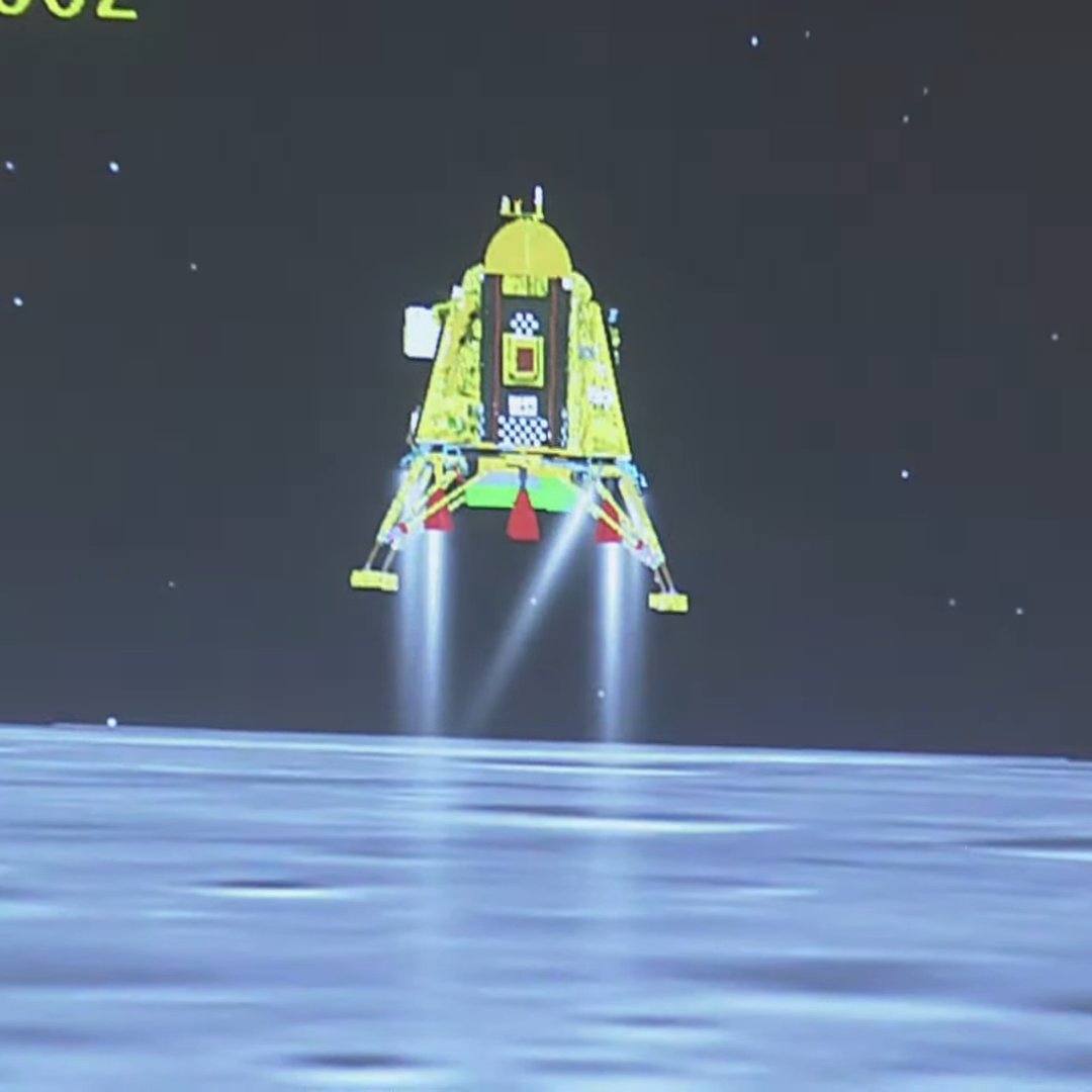 🚀🌖Chandrayaan-3 has successfully soft-landed on the #Moon
#MoonLanding #Chandrayaan3
@ISRO